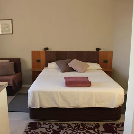 Lianto Apartment