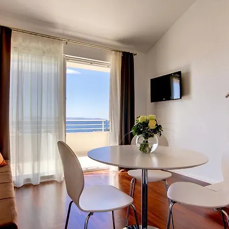 Apartman Lianto *