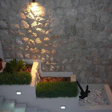 Lianto Apartman Drasnice