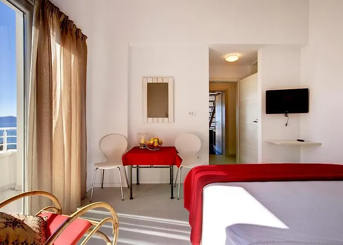 Lianto Apartman